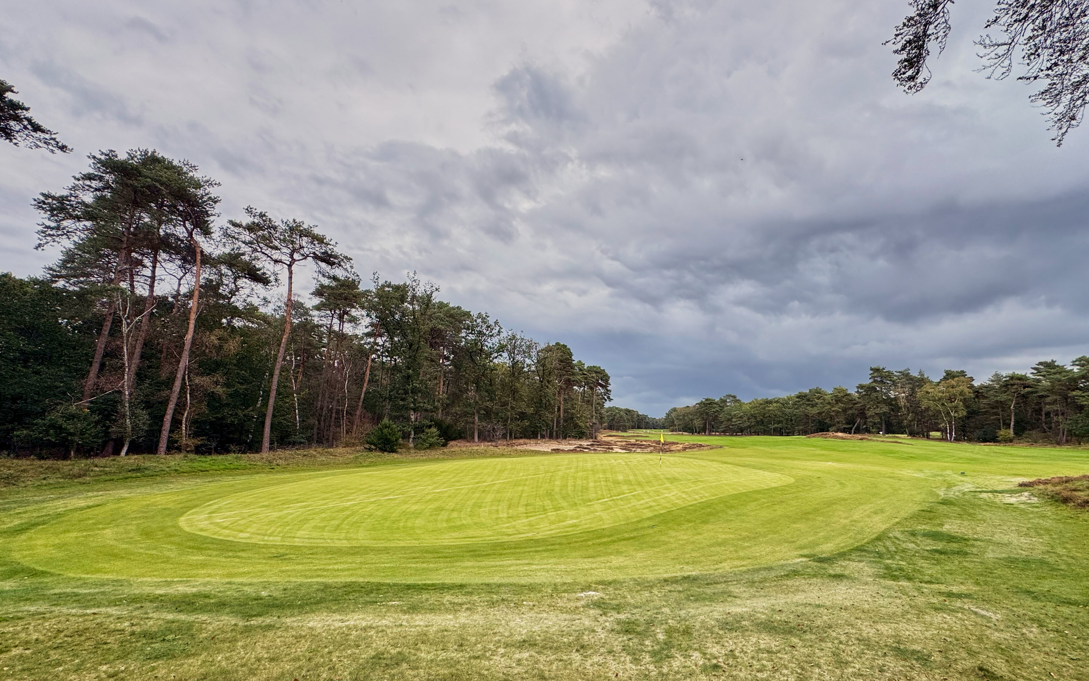 PvW The Golfers View 4380